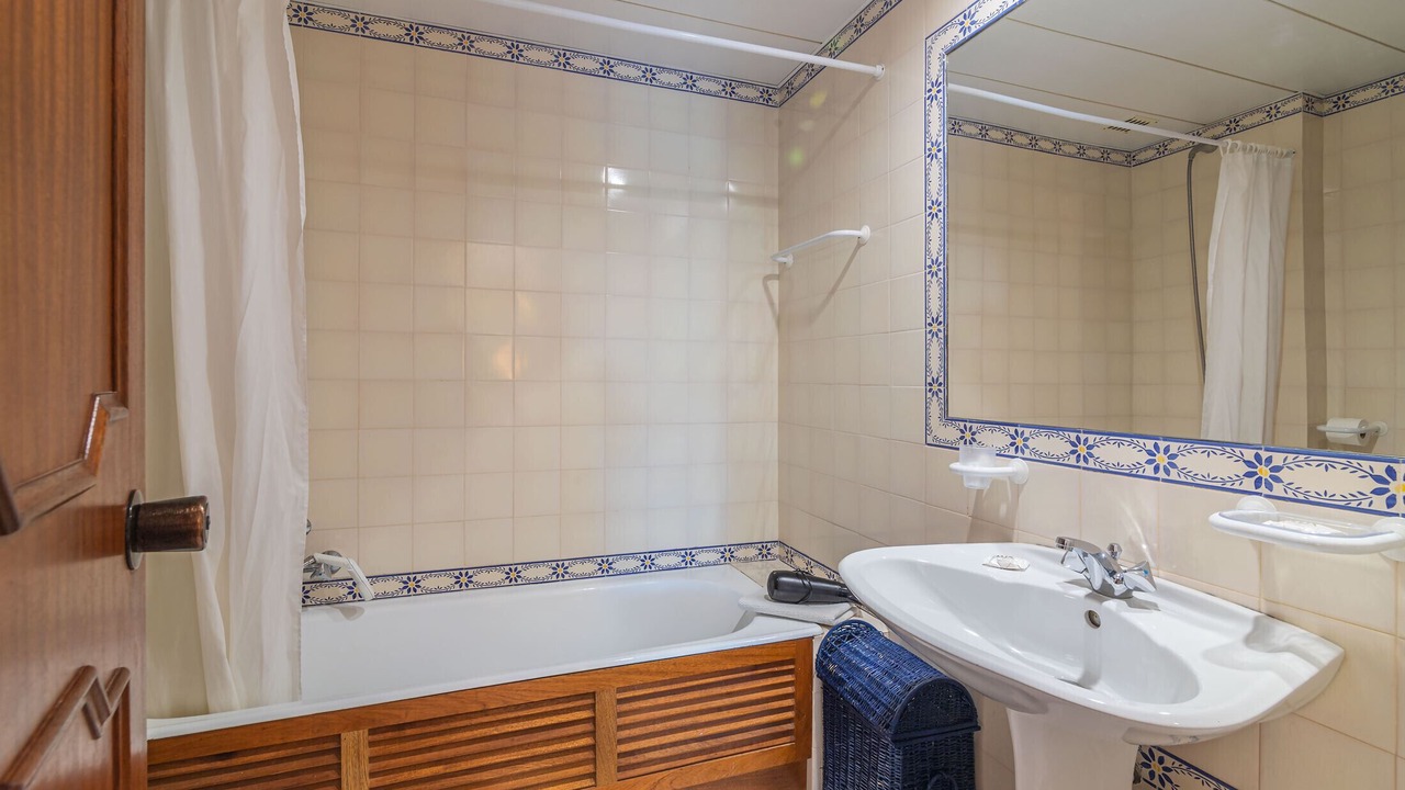 Photo of Bathroom in Salgados