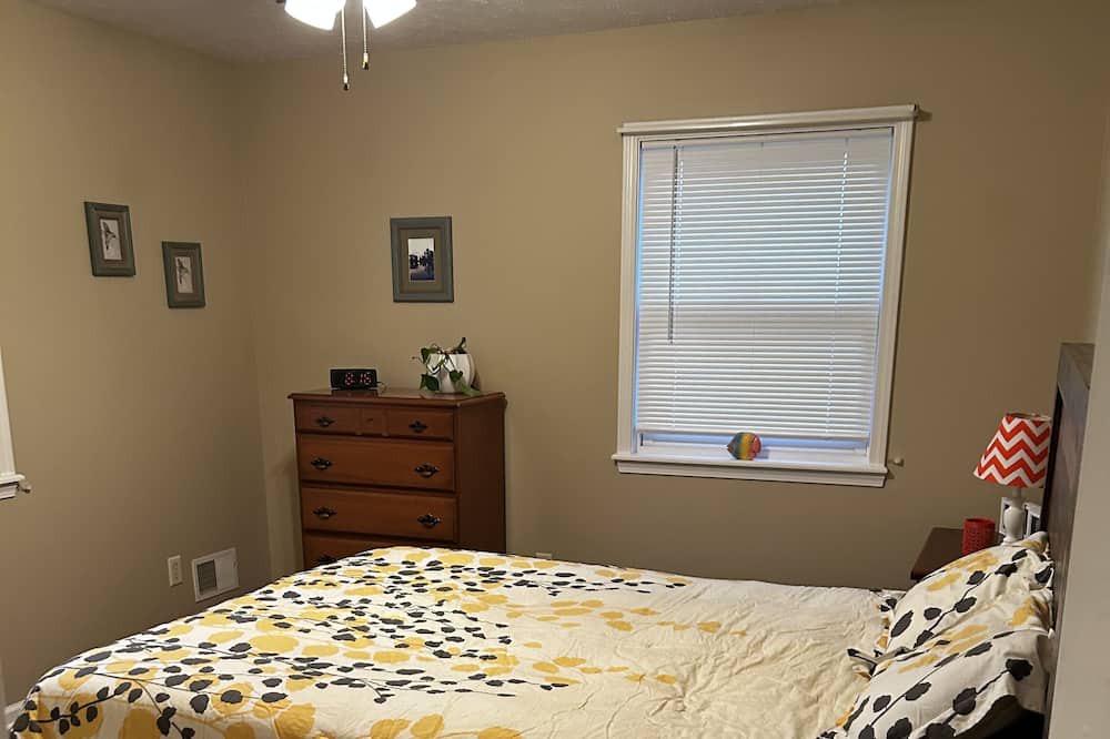 Photo of Bedroom in Brockport