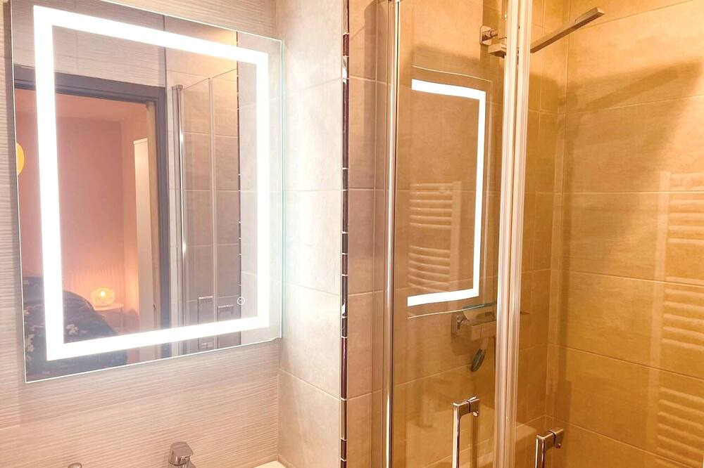 Photo of Bathroom in Saint-Brieuc