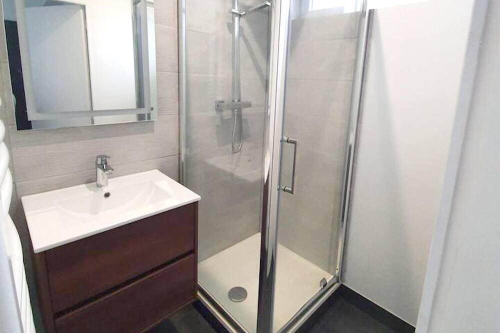 Photo of Bathroom in Saint-Brieuc