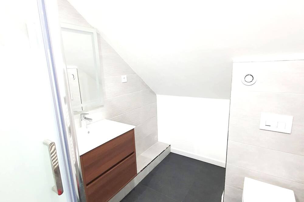 Photo of Bathroom in Saint-Brieuc