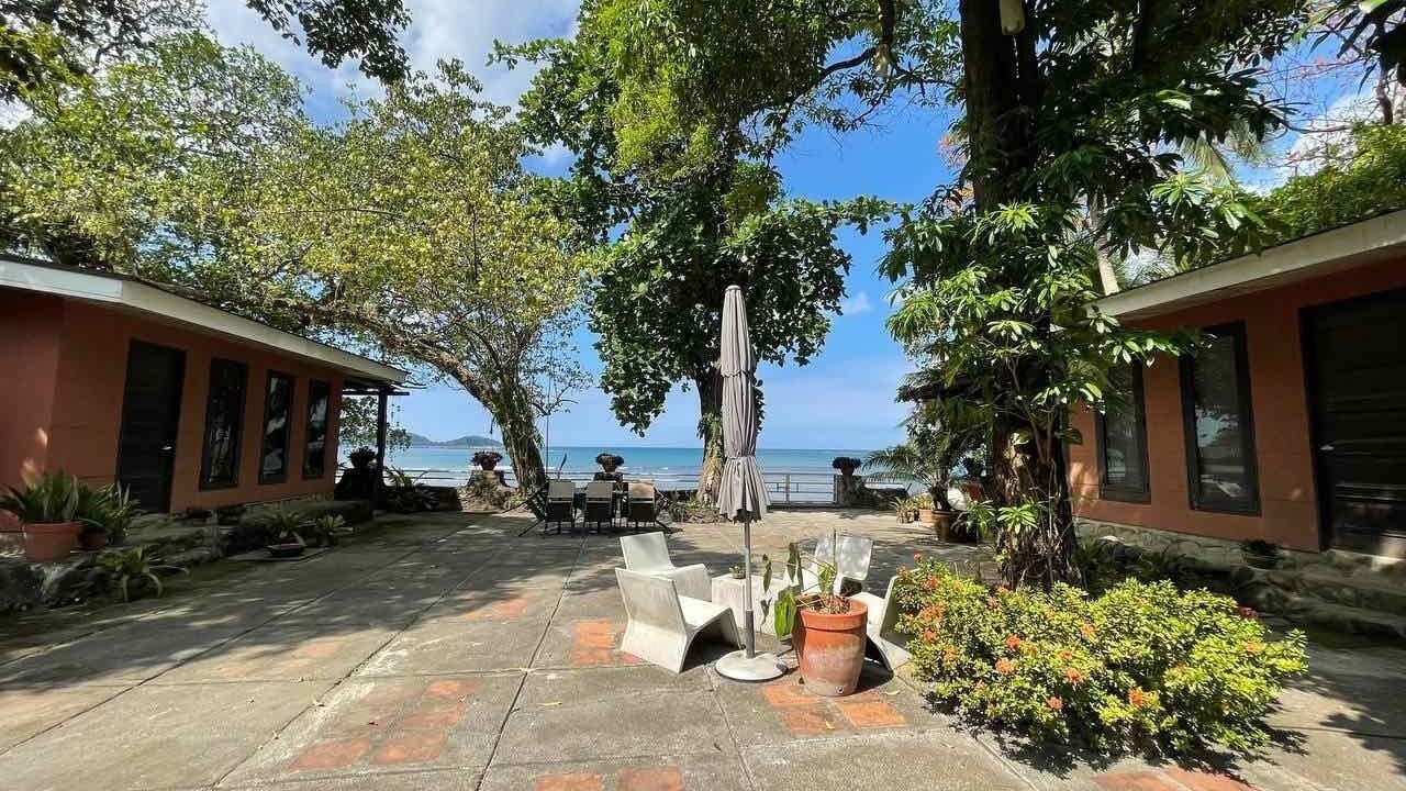 Photo of Outdoor in Lian