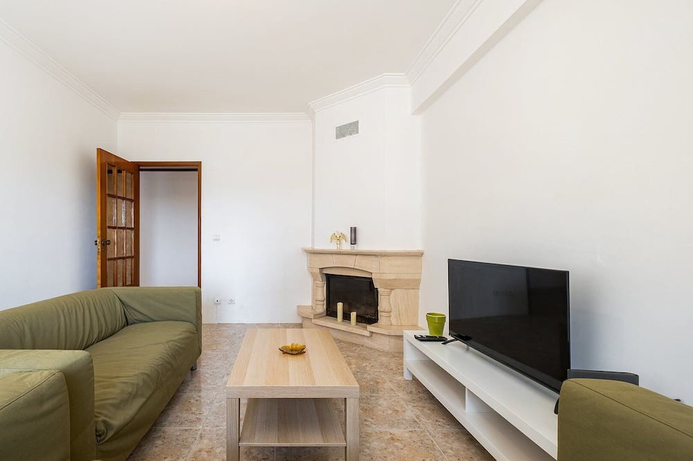 Photo of Livingroom in Algueirao - Mem Martins