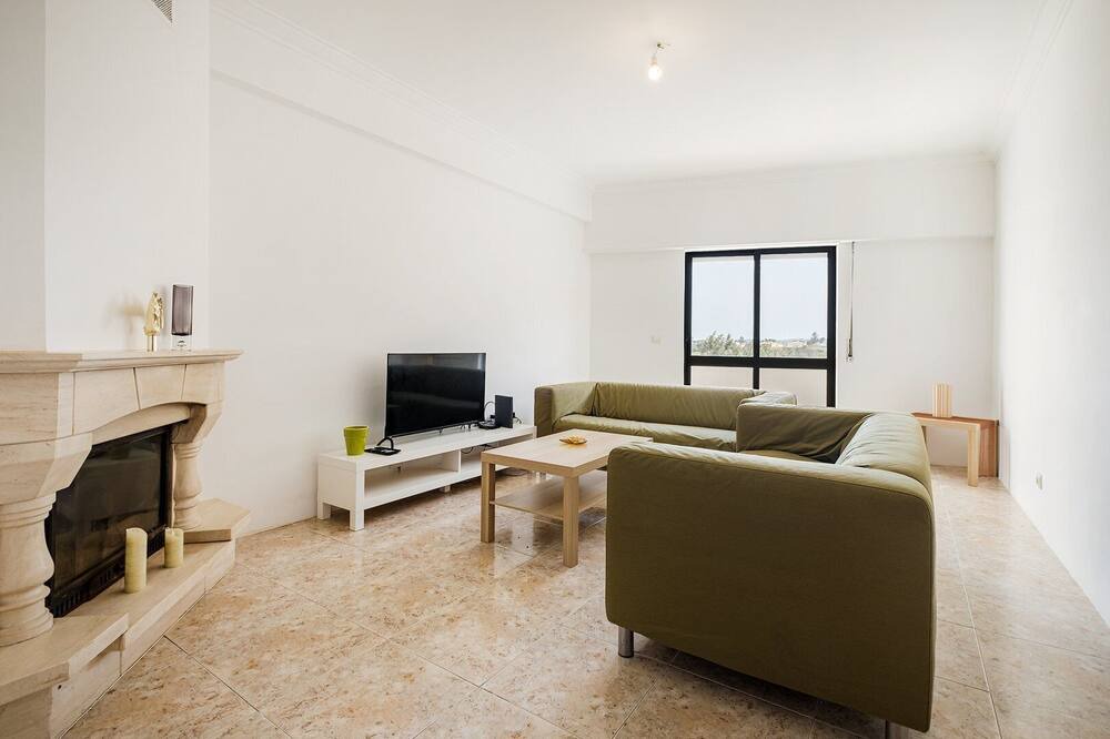 Photo of Livingroom in Algueirao - Mem Martins