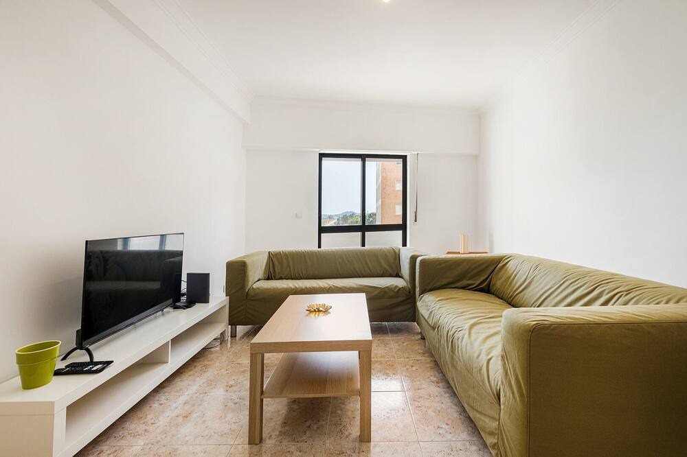 Photo of Livingroom in Algueirao - Mem Martins