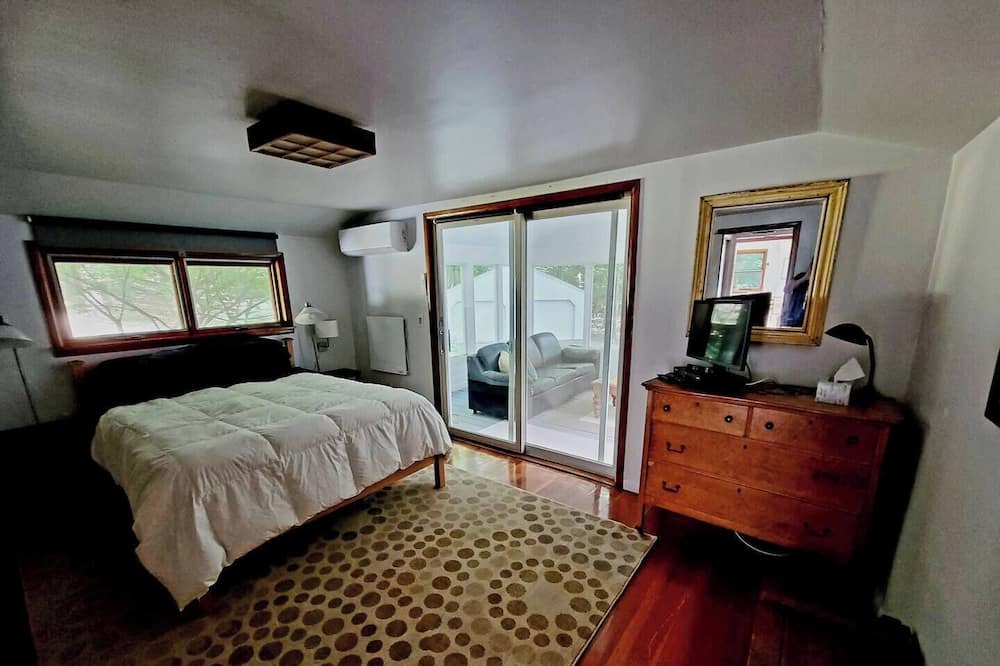 Photo of Bedroom in Cold Spring