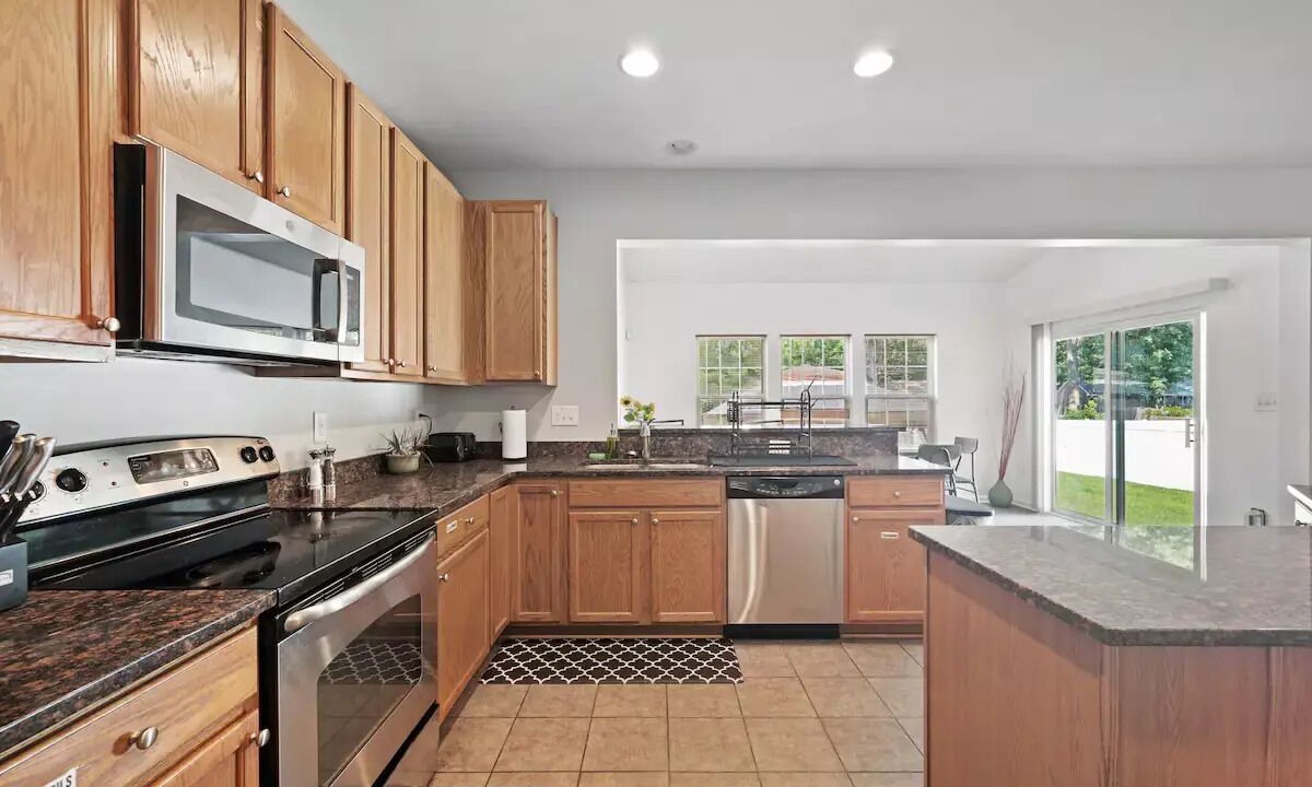 Photo of Kitchen in Central Newport News