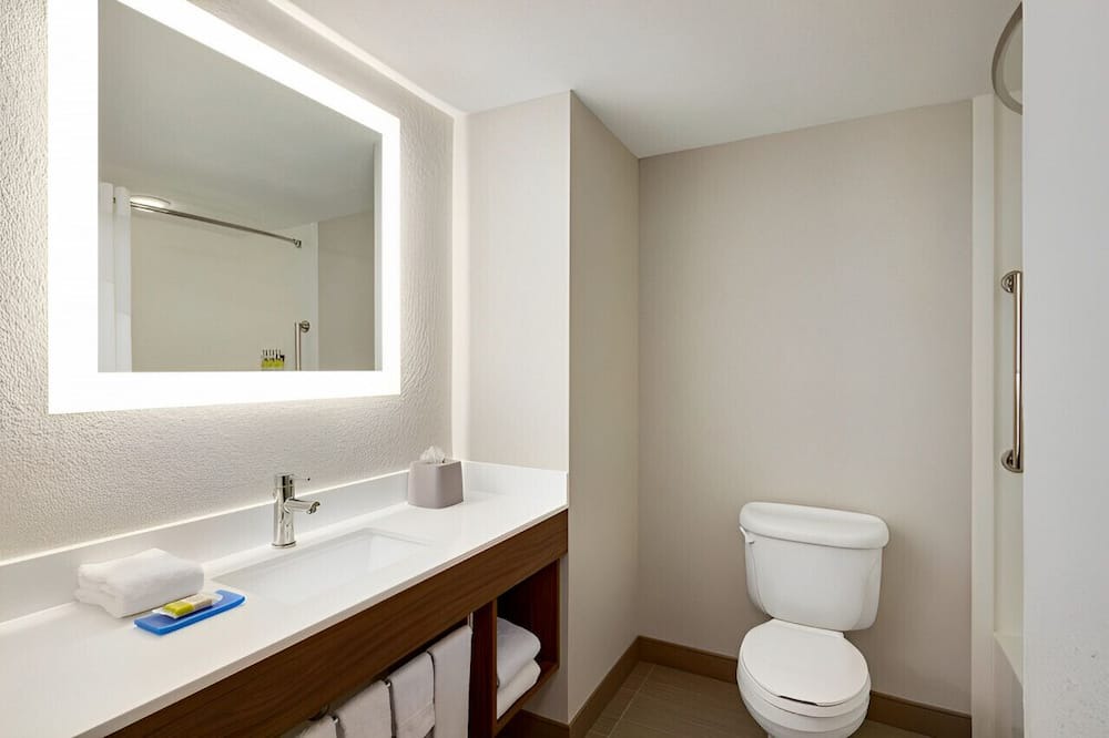 Photo of Bathroom in Pembroke Pines