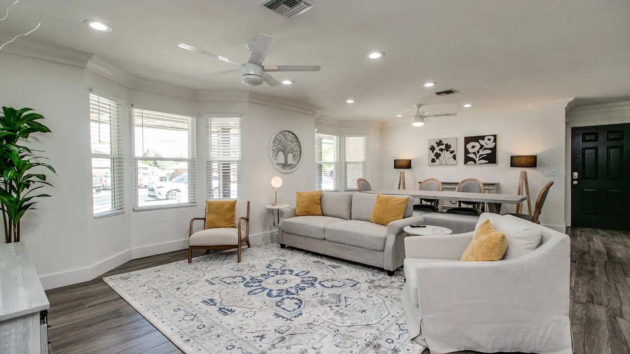 Photo of Livingroom in Mesa
