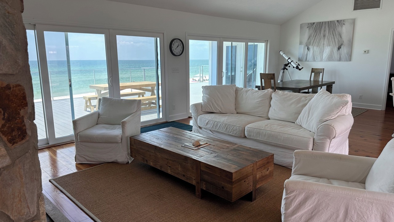 Photo of Livingroom in Port St. Joe