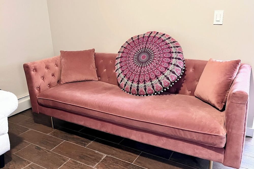Photo of Livingroom in Ronkonkoma