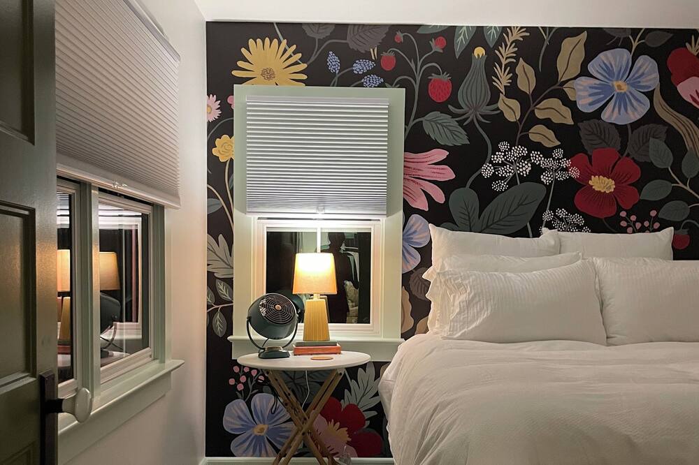 Photo of Bedroom in Hopewell