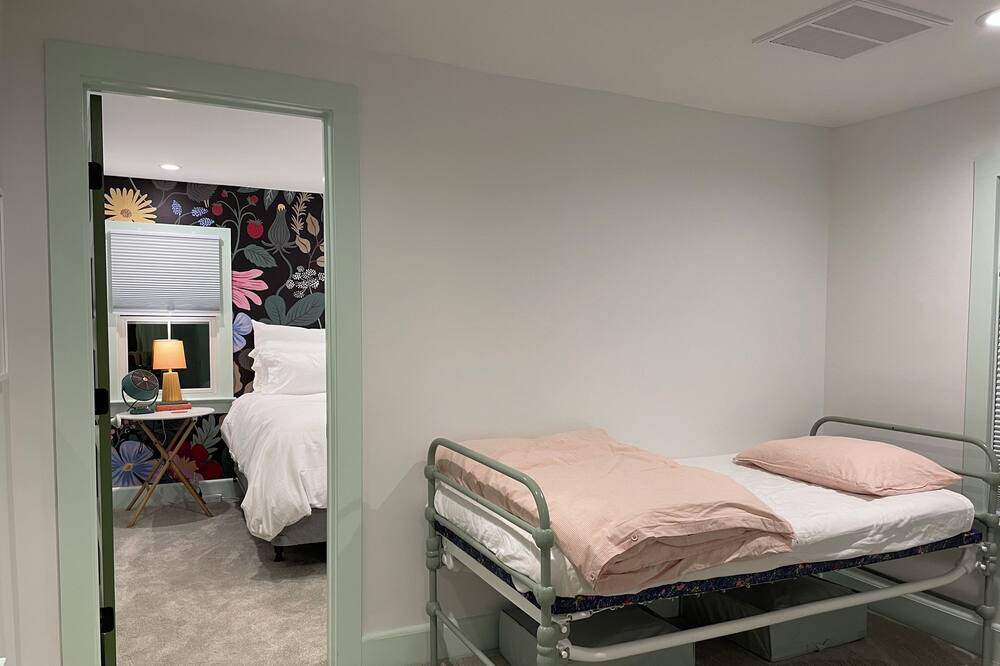 Photo of Bedroom in Hopewell