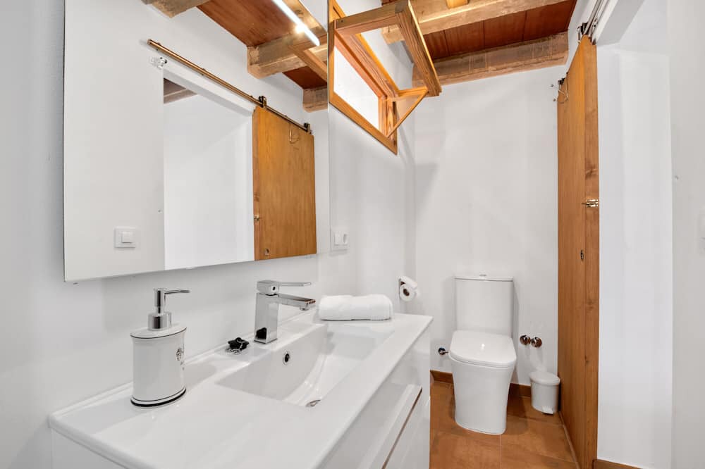 Photo of Bathroom in Ermita