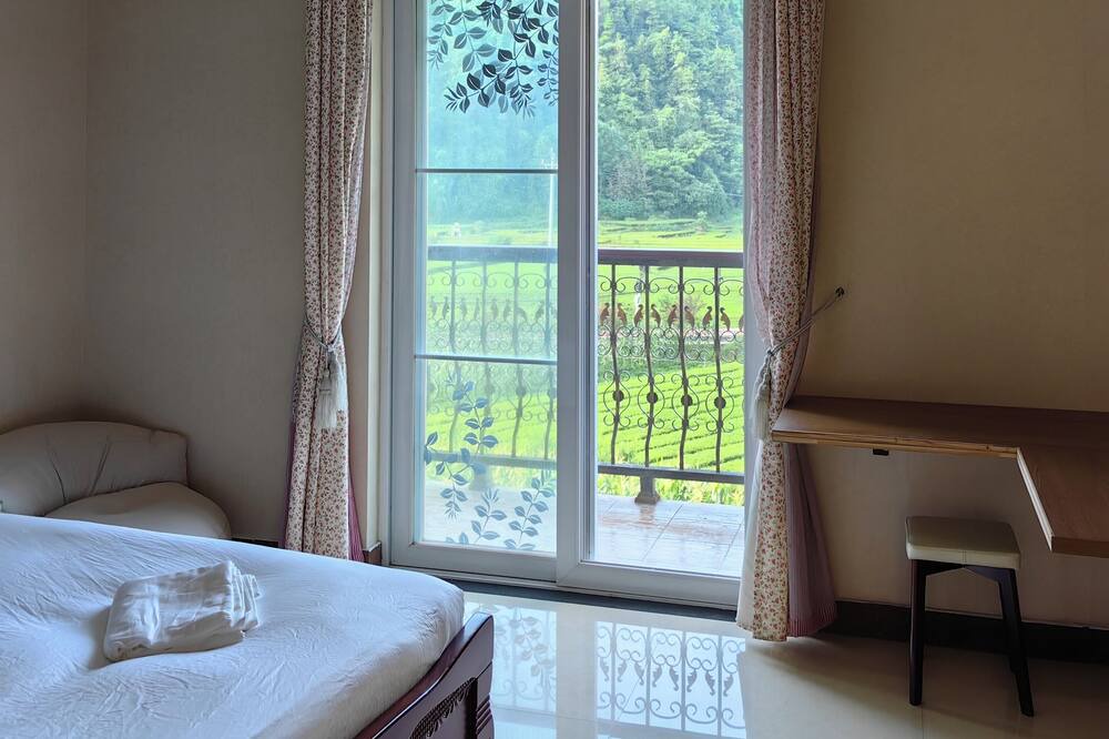 Photo of Bedroom in Enshi