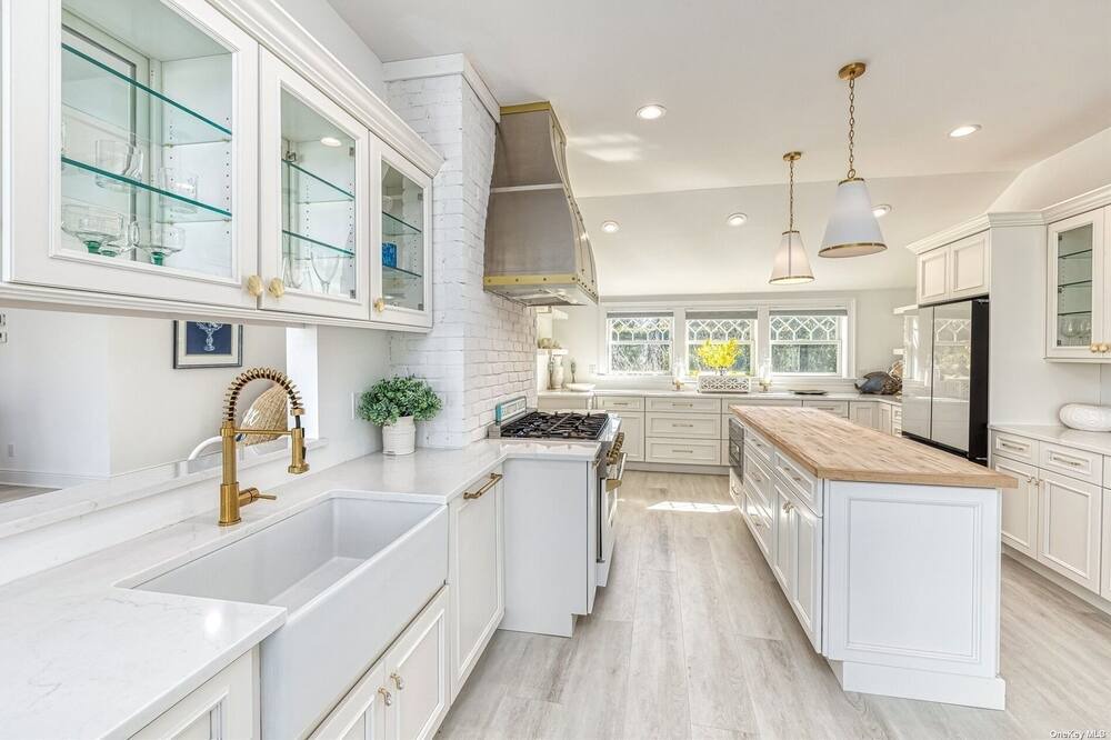 Photo of Kitchen in Shinnecock Hills
