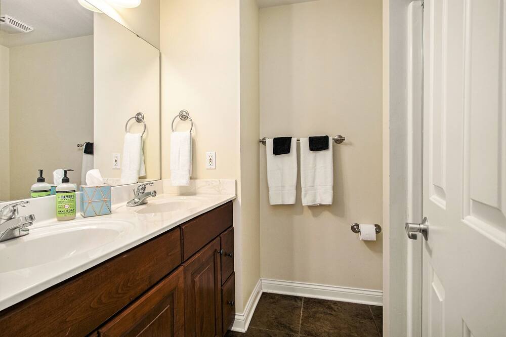 Photo of Bathroom in Notre Dame