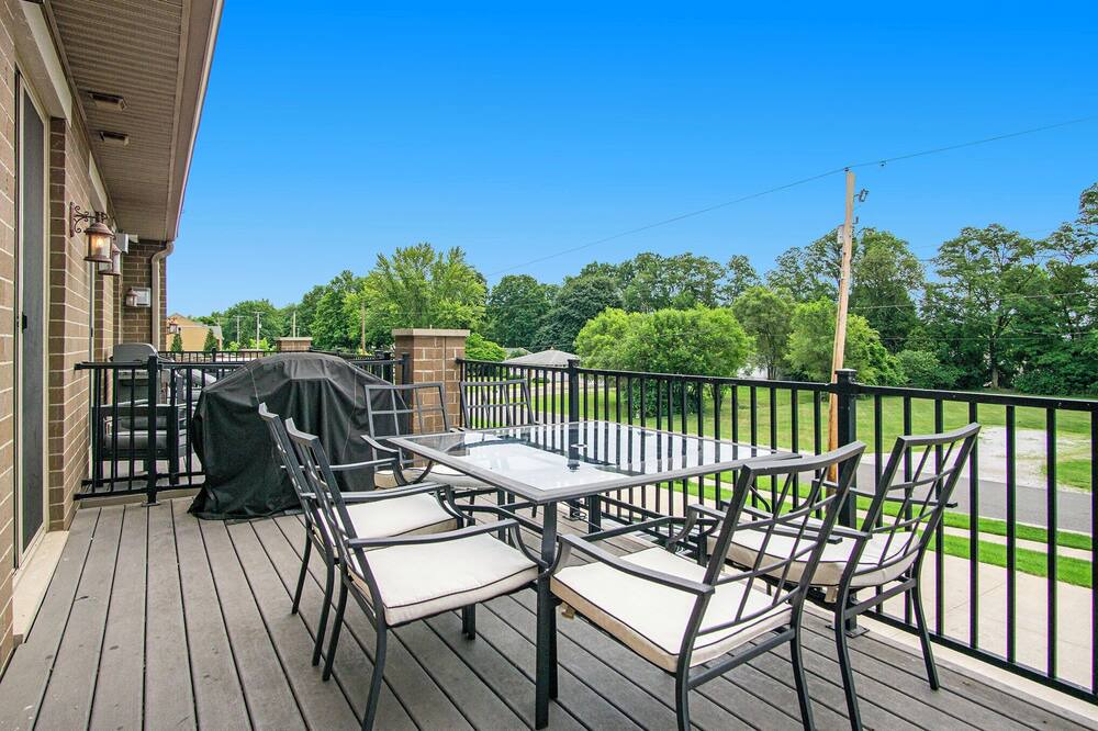 Photo of Patio Balcony in Notre Dame