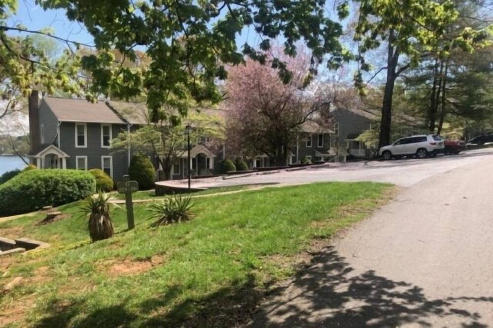 Photo of Outdoor in North Shore
