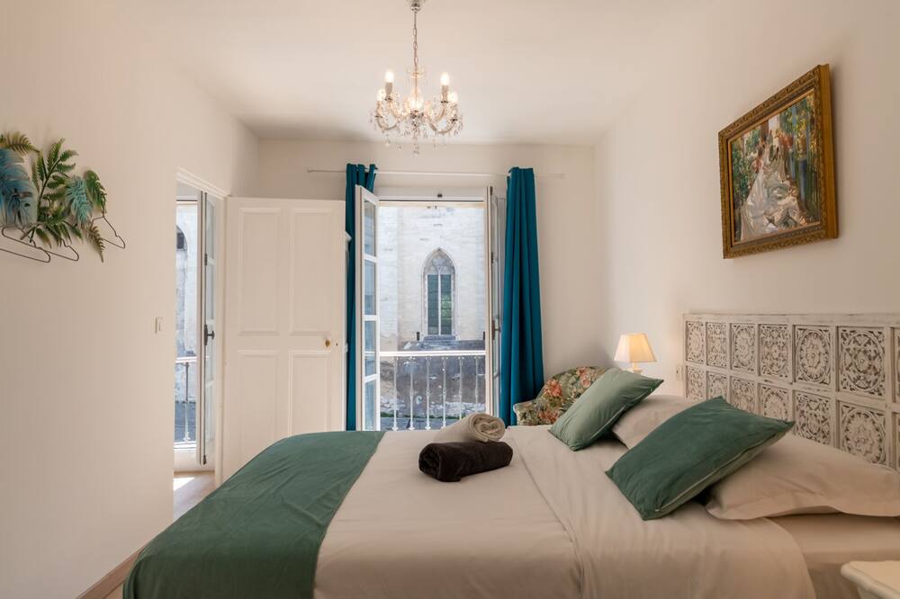 Photo of Bedroom in Avignon City Centre