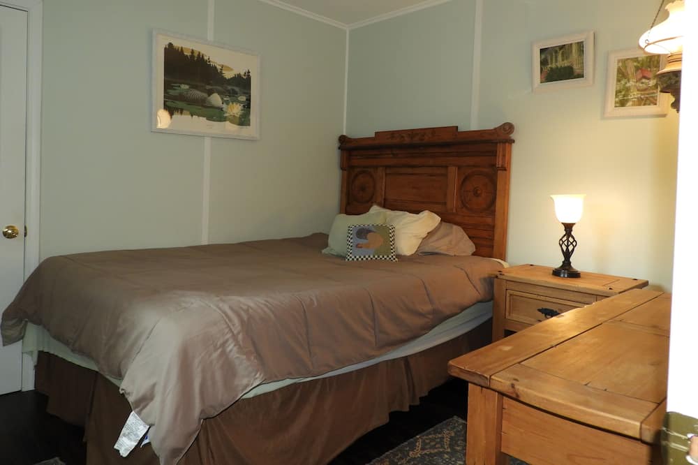 Photo of Bedroom in Geneseo