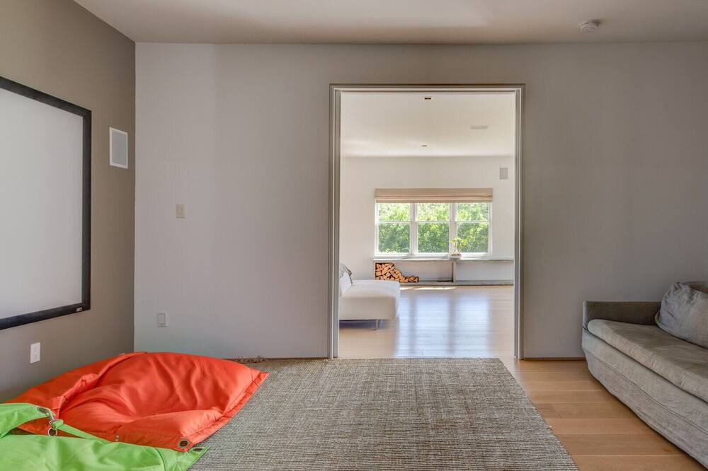 Photo of Bedroom in Eastport