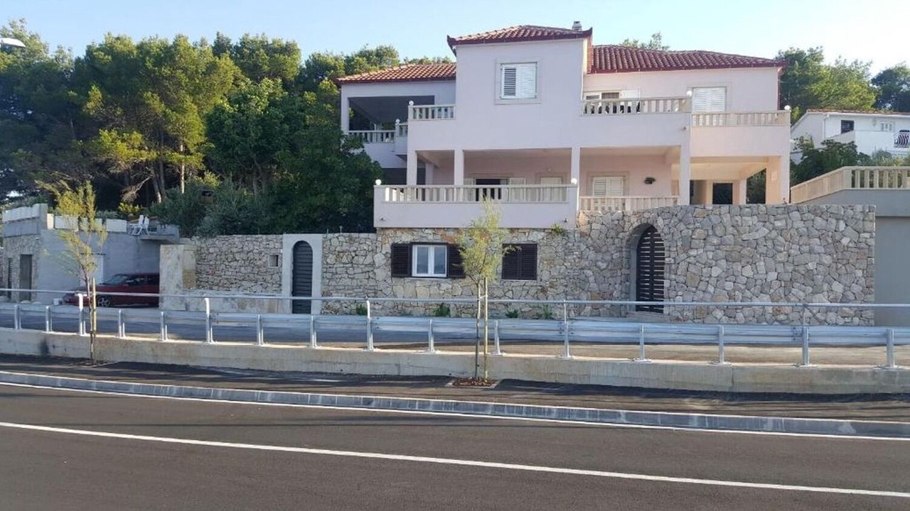Photo of Outdoor in Rogac
