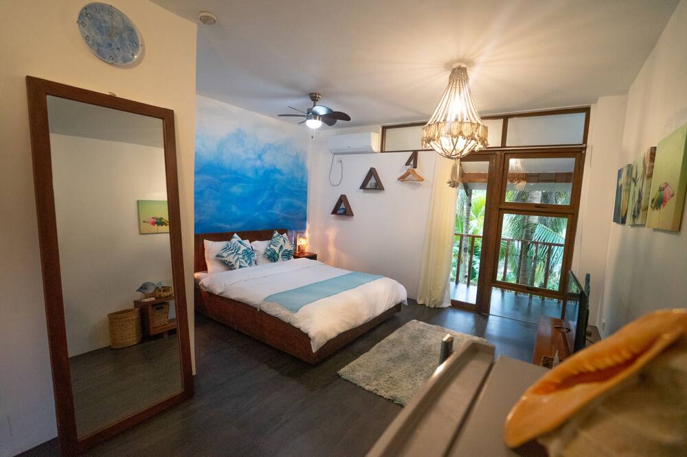 Photo of Bedroom in Catangnan