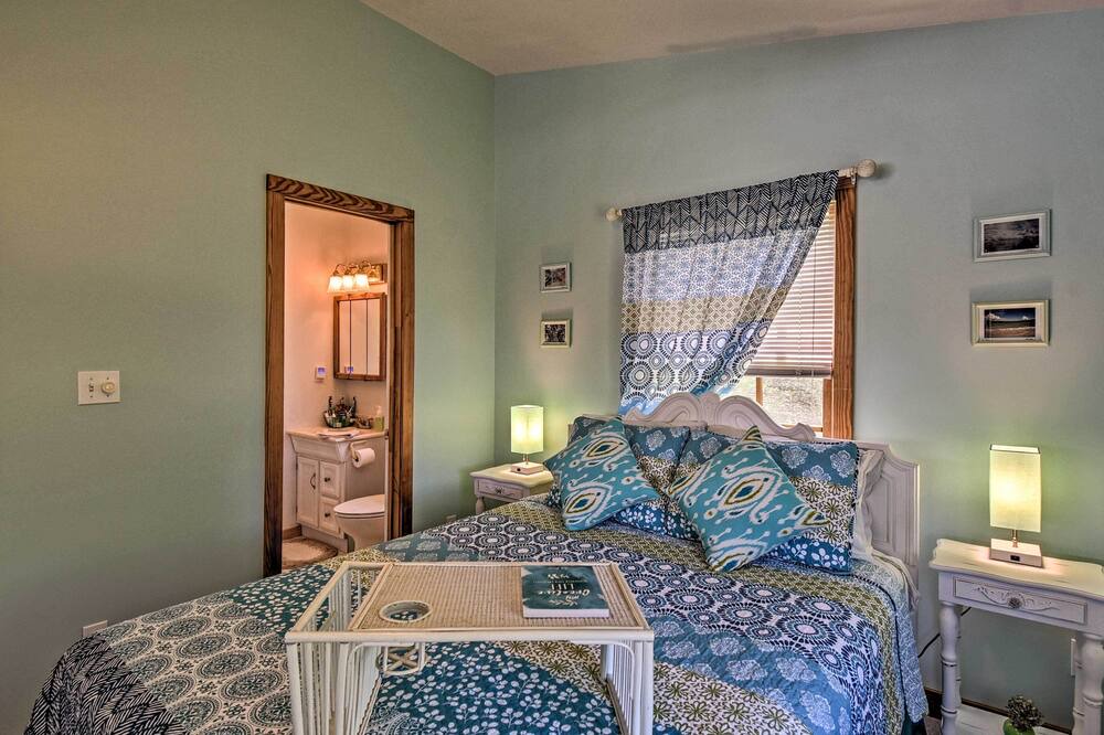 Photo of Bathroom in Port Haywood