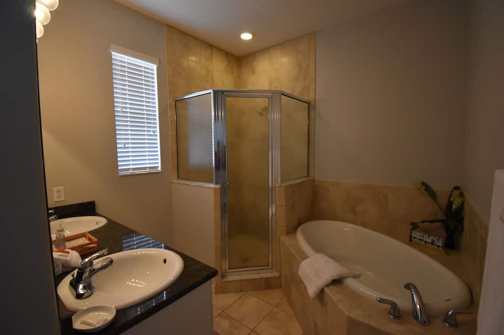 Photo of Bathroom in Homosassa