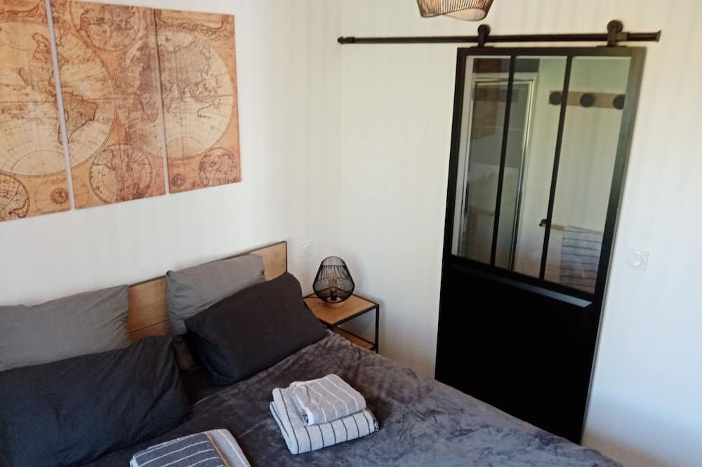 Photo of Bedroom in Treveneuc