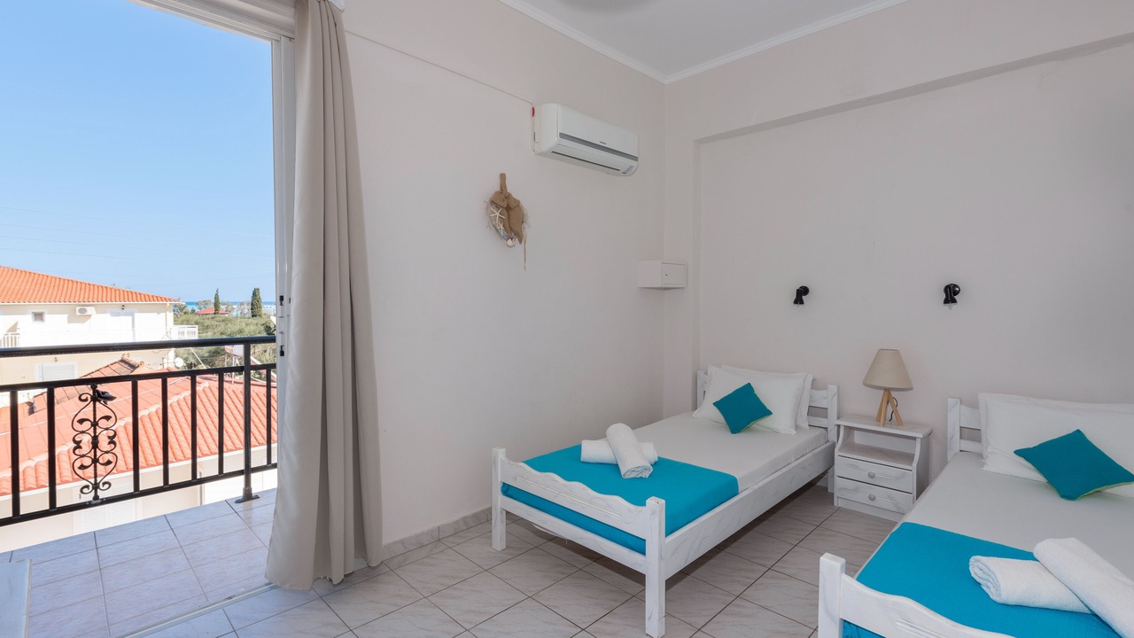 Photo of Bedroom in Alykes