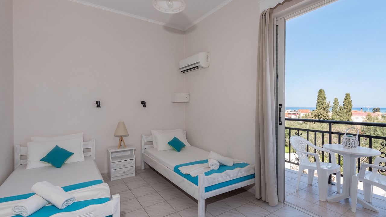 Photo of Bedroom in Alykes