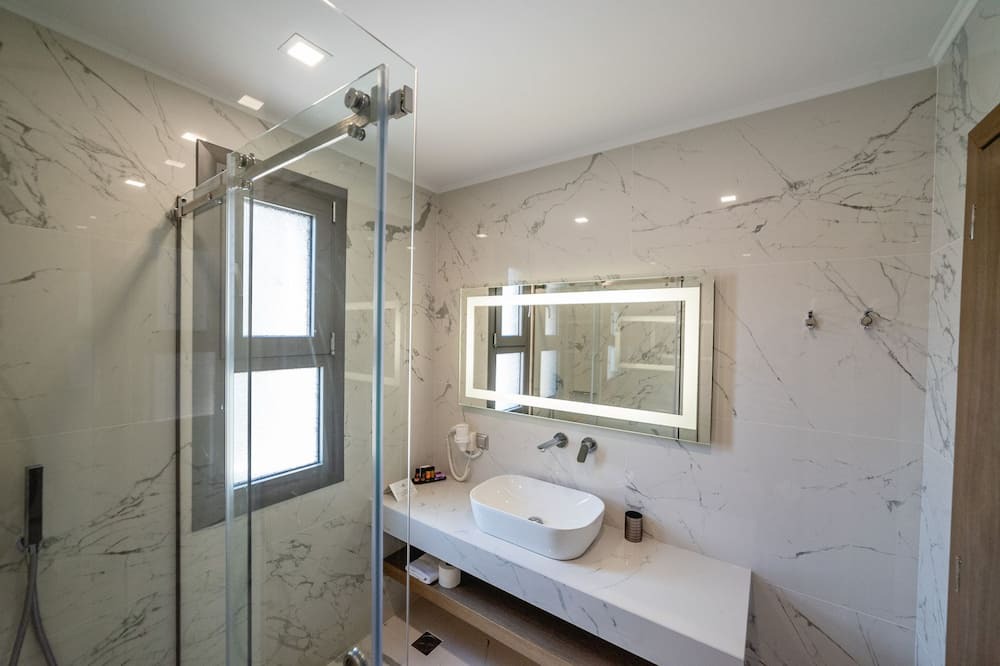 Photo of Bathroom in Paliouri