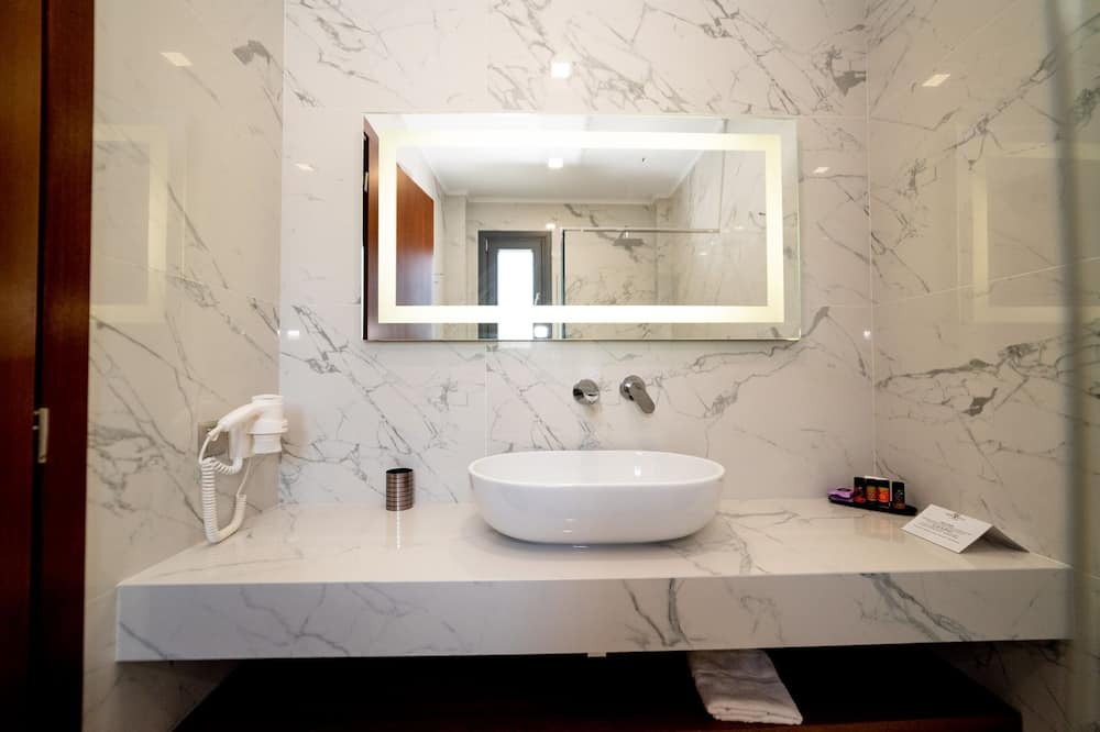 Photo of Bathroom in Paliouri