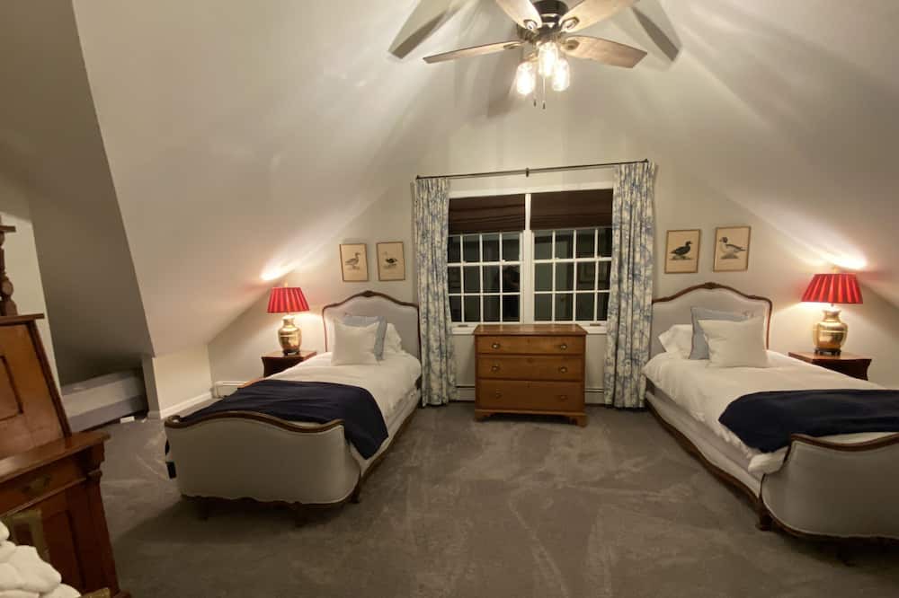 Photo of Bedroom in Locust Valley