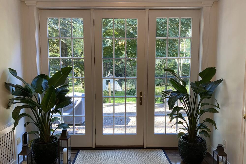 Photo of Livingroom in Locust Valley