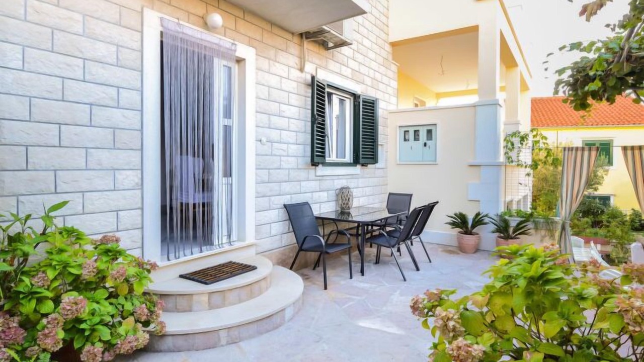 Photo of Patio Balcony in Supetar