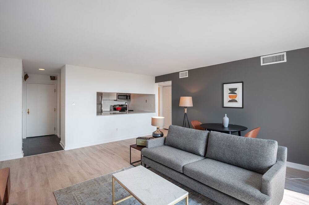 Photo of Livingroom in Foggy Bottom
