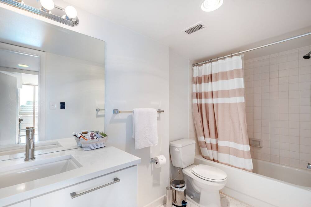 Photo of Bathroom in Foggy Bottom