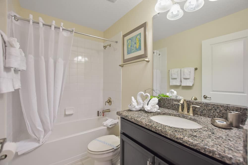 Photo of Bathroom in Loughman