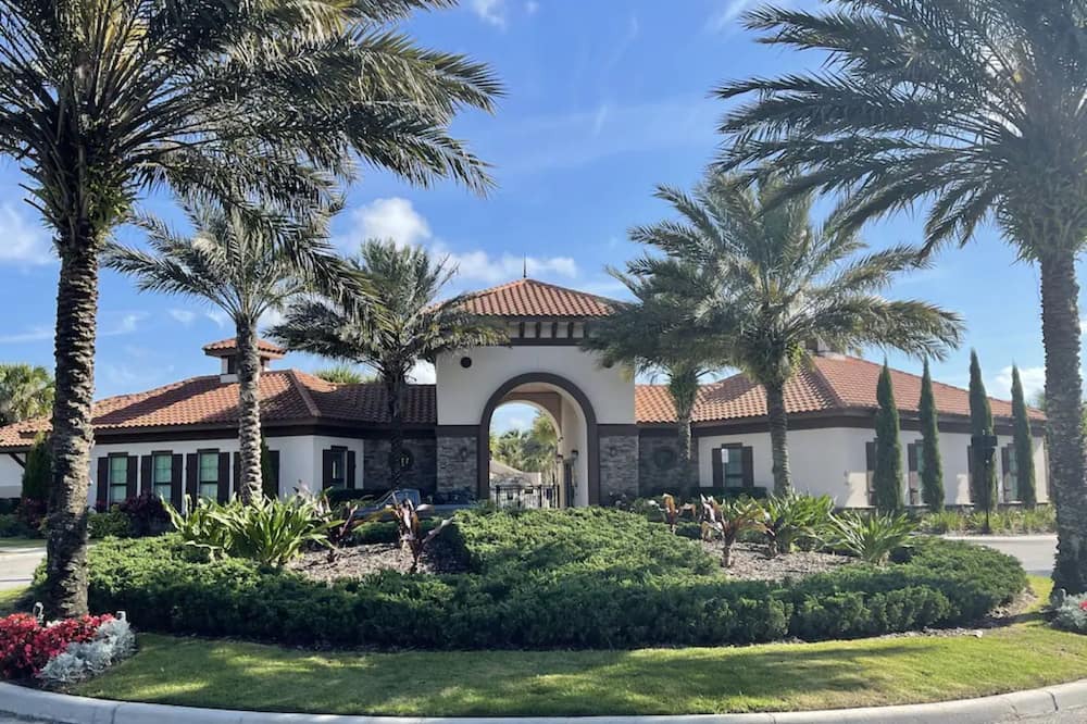 Photo of Outdoor in Loughman