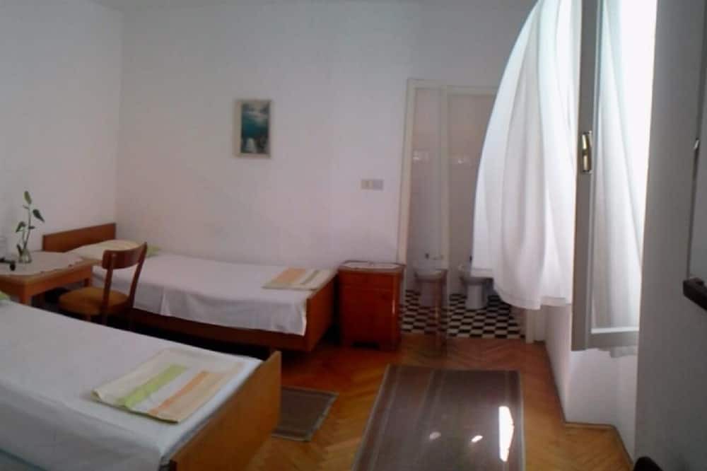 Photo of Bedroom in Sutivan