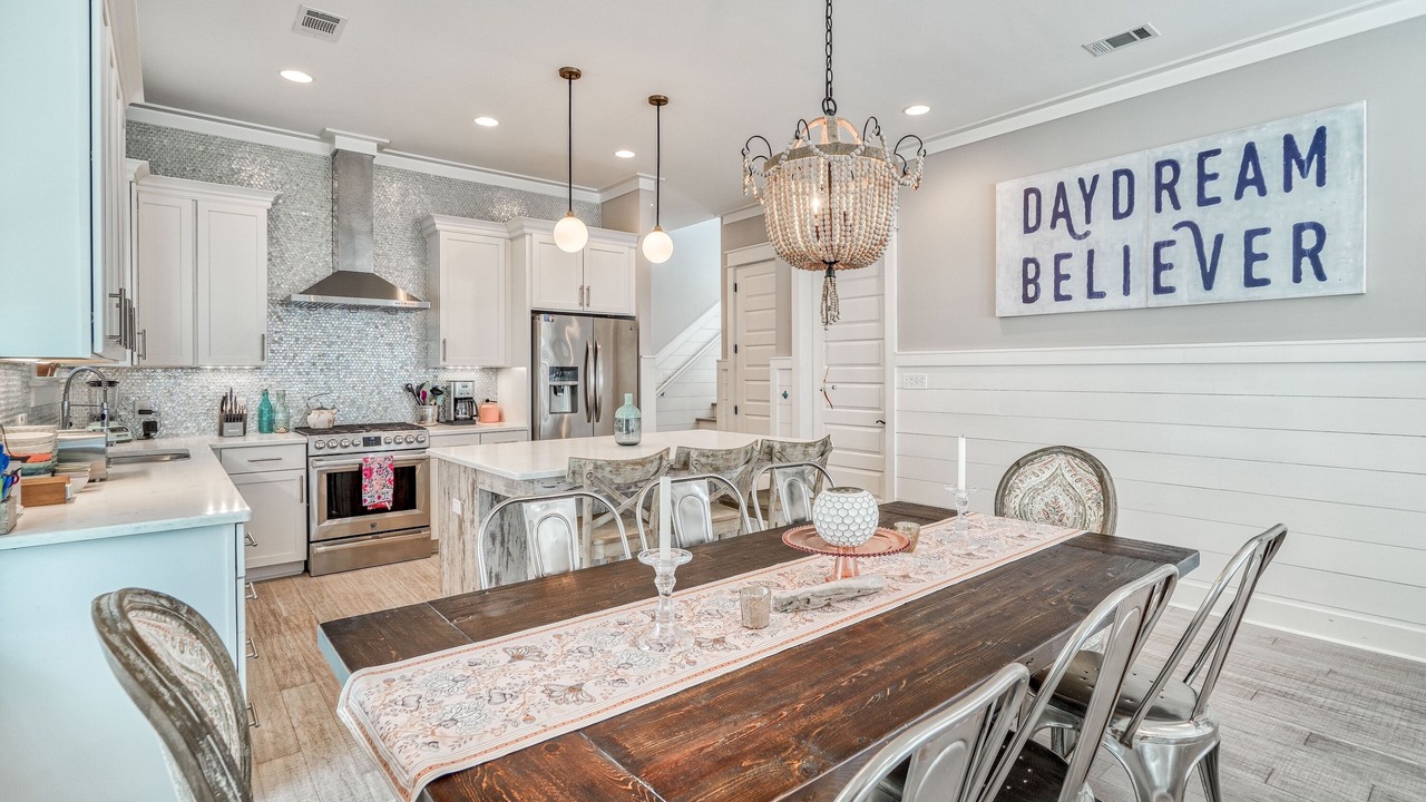 Photo of Kitchen in Greenway Park