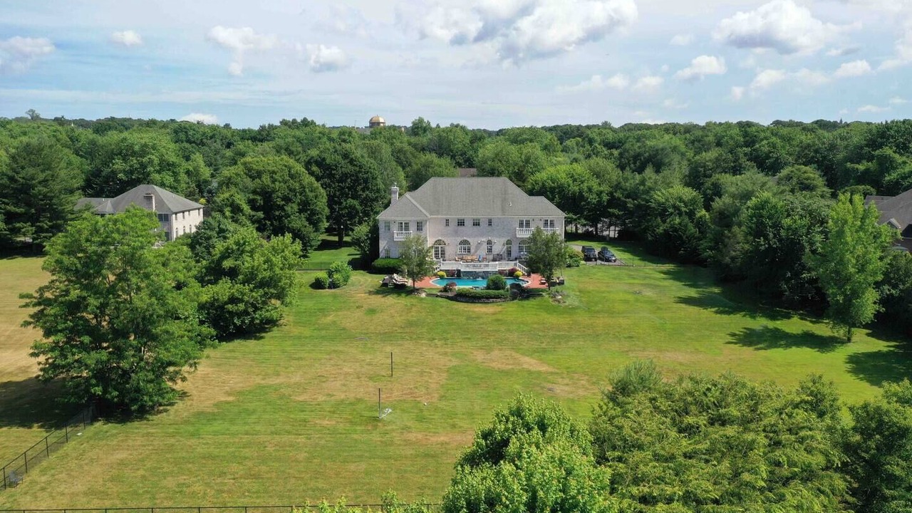 Photo of Outdoor in Glen Head