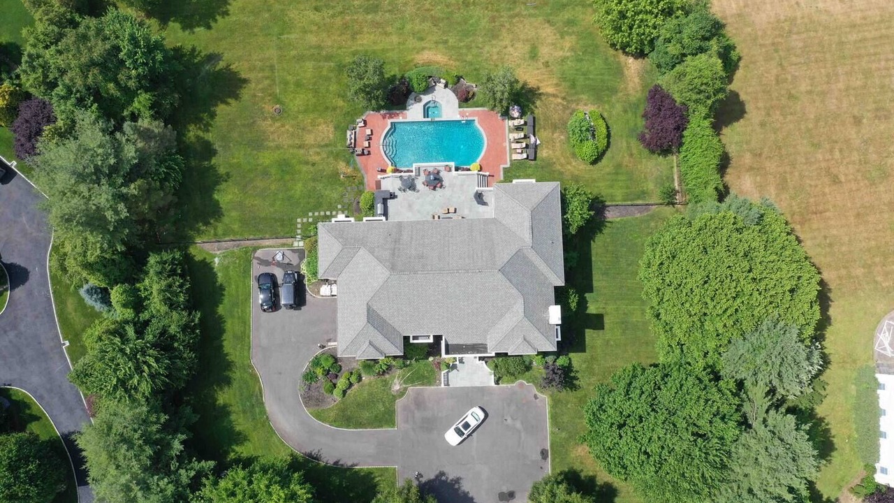Photo of Outdoor in Glen Head