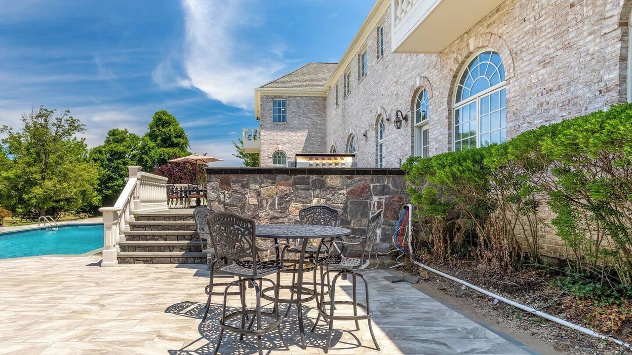 Photo of Outdoor in Glen Head