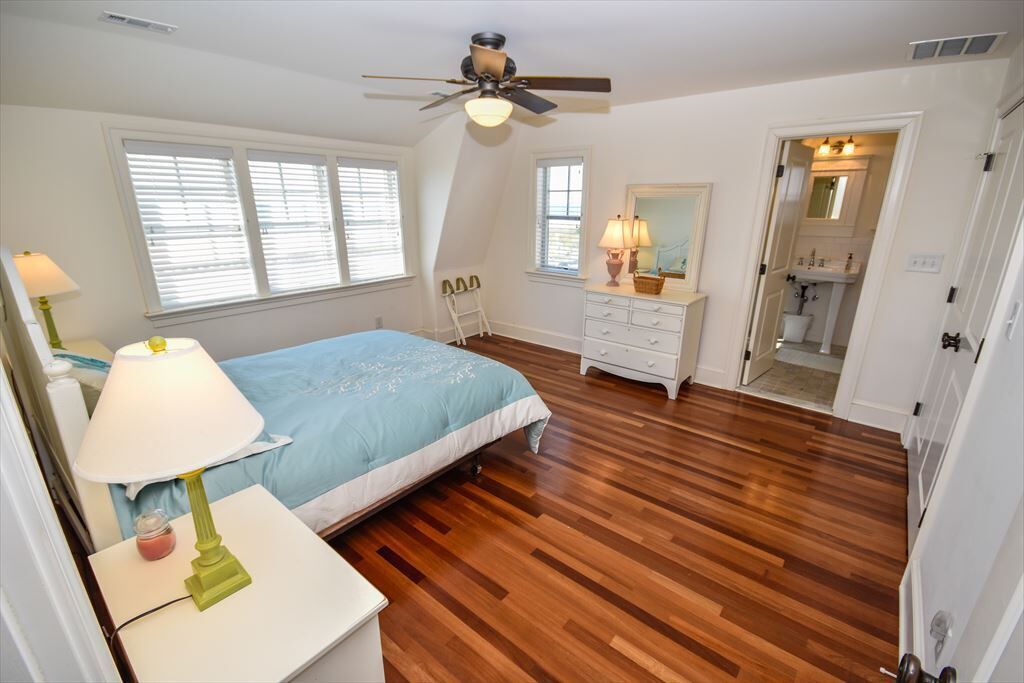 Photo of Others in Admiral Estates