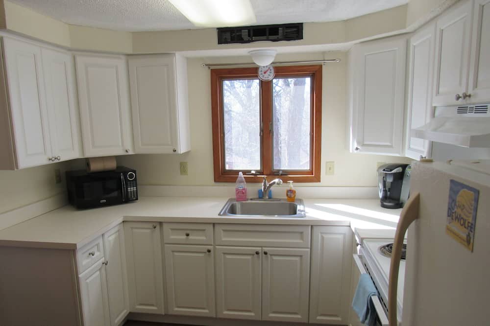 Photo of Kitchen in Wading River