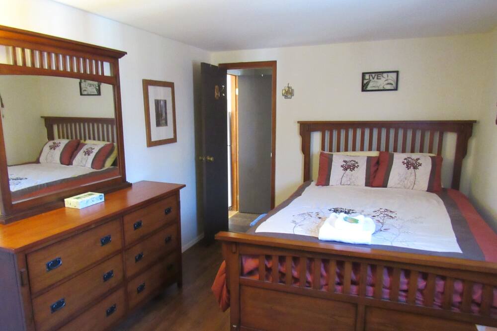 Photo of Bedroom in Wading River
